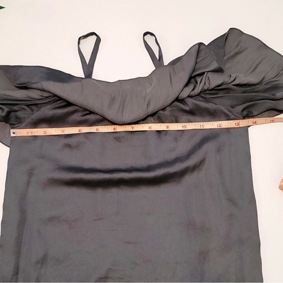 Wilfred Off The Shoulder Dress - Picture 4 of 4